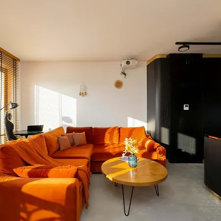 Air Conditioned Studio In Warsaw Close To The River With Parking And Desk By Noclegi Renters Exteriér fotografie